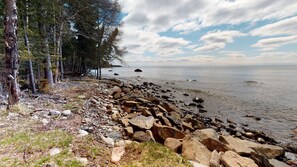 Beach - Tamarack House & Sauna coming 11/25 on Gitchigami (Hovland)