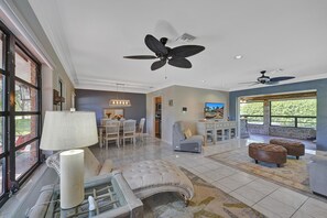 TV, fireplace, offices