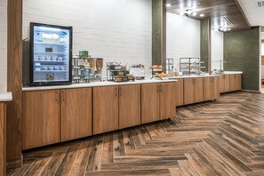 Desayuno continental incluido todos los días