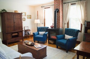 Téléviseur connecté, foyer, Netflix, lecteur de DVD