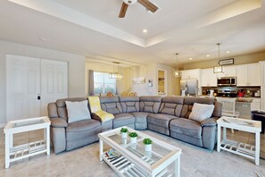 TV - Desirable SW Home | Private Heated Saltwater Pool | Newly Built in 2019 (Cape Coral)