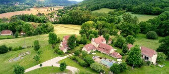 Quercy cottage, charm, comfort, garden with trees, natural swimming pool
