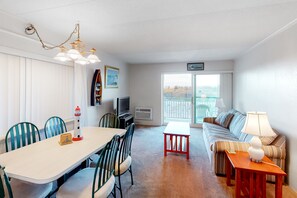 TV, DVD player - Partial Ocean View Condo in Oceanfront Building with Balcony, WiFi & Laundry (Ocean City)