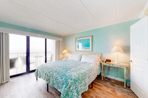 2 多间卧室、熨斗/熨衣板、上网接入、床单