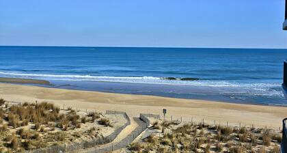 Side Ocean View Condo near the Boardwalk with AC, Balcony, WiFi & Shared Pool