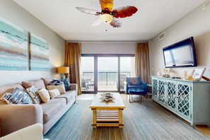 TV - Gulfside condo with pools, tennis, gym & sauna (Orange Beach)