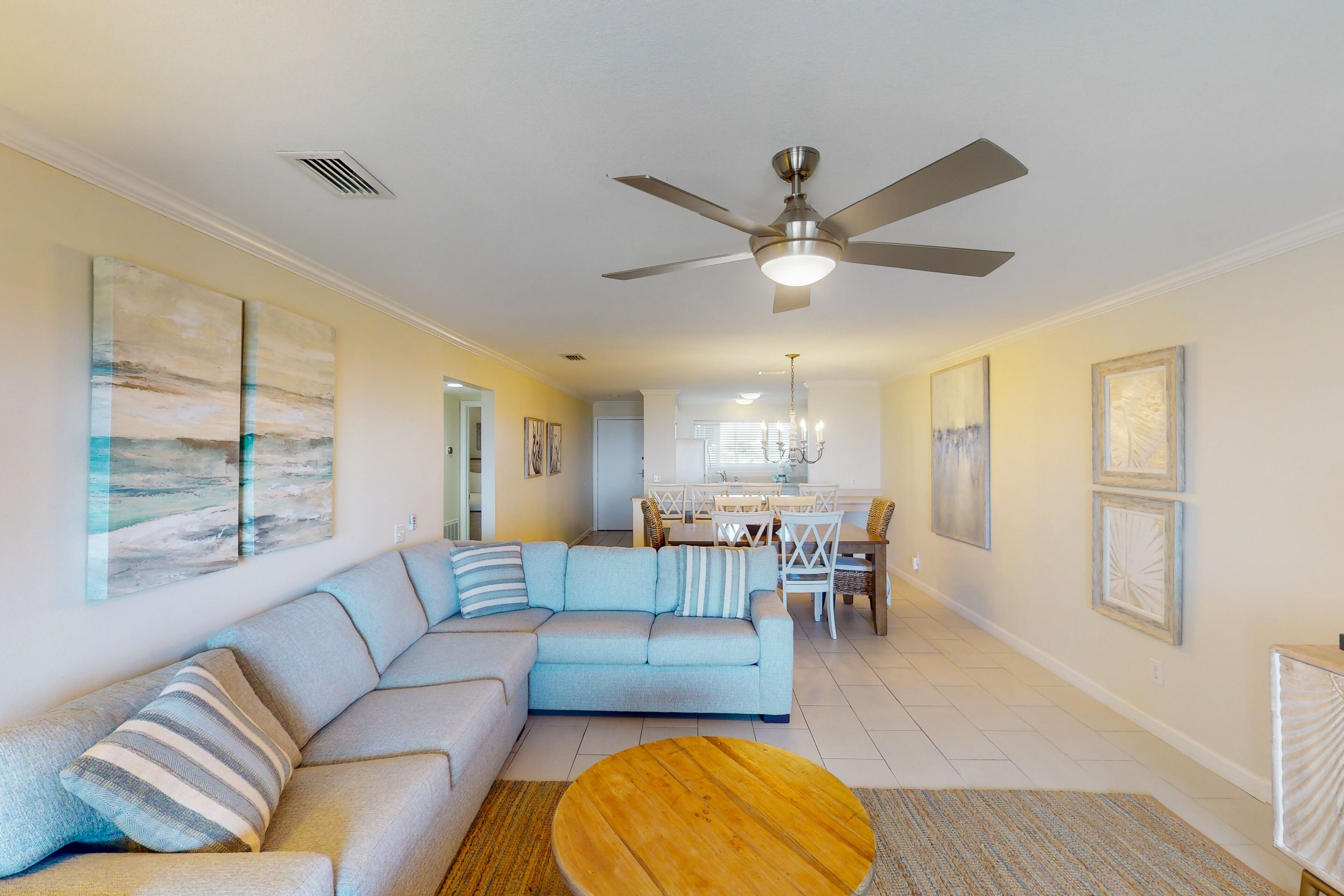 Resort-style beachfront condo with Gulf view, beach access, docks & pools
