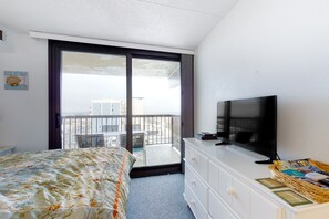 2 bedrooms, iron/ironing board, Internet, bed sheets