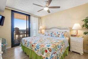 2 bedrooms, internet, bed sheets