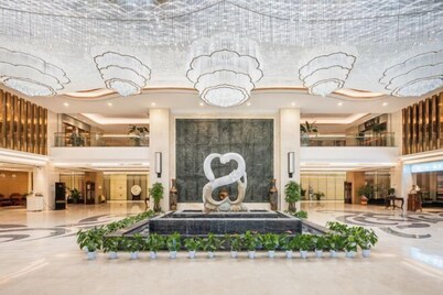 Hezhou Hongrui International Hotel