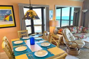 Televisión y reproductor de DVD 