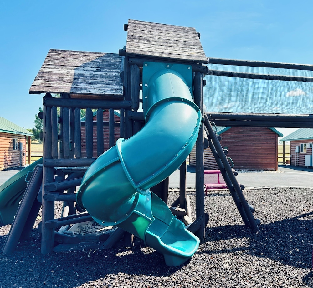 Badlands Frontier Cabins by null