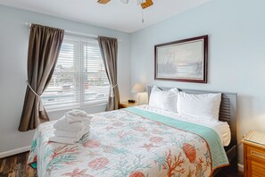 1 bedroom, Internet, bed sheets - Family-Friendly Condo Close to the Boardwalk w/Shared Outdoor Pool & W/D (Ocean City)