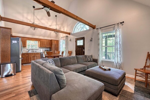 Télévision, cheminée