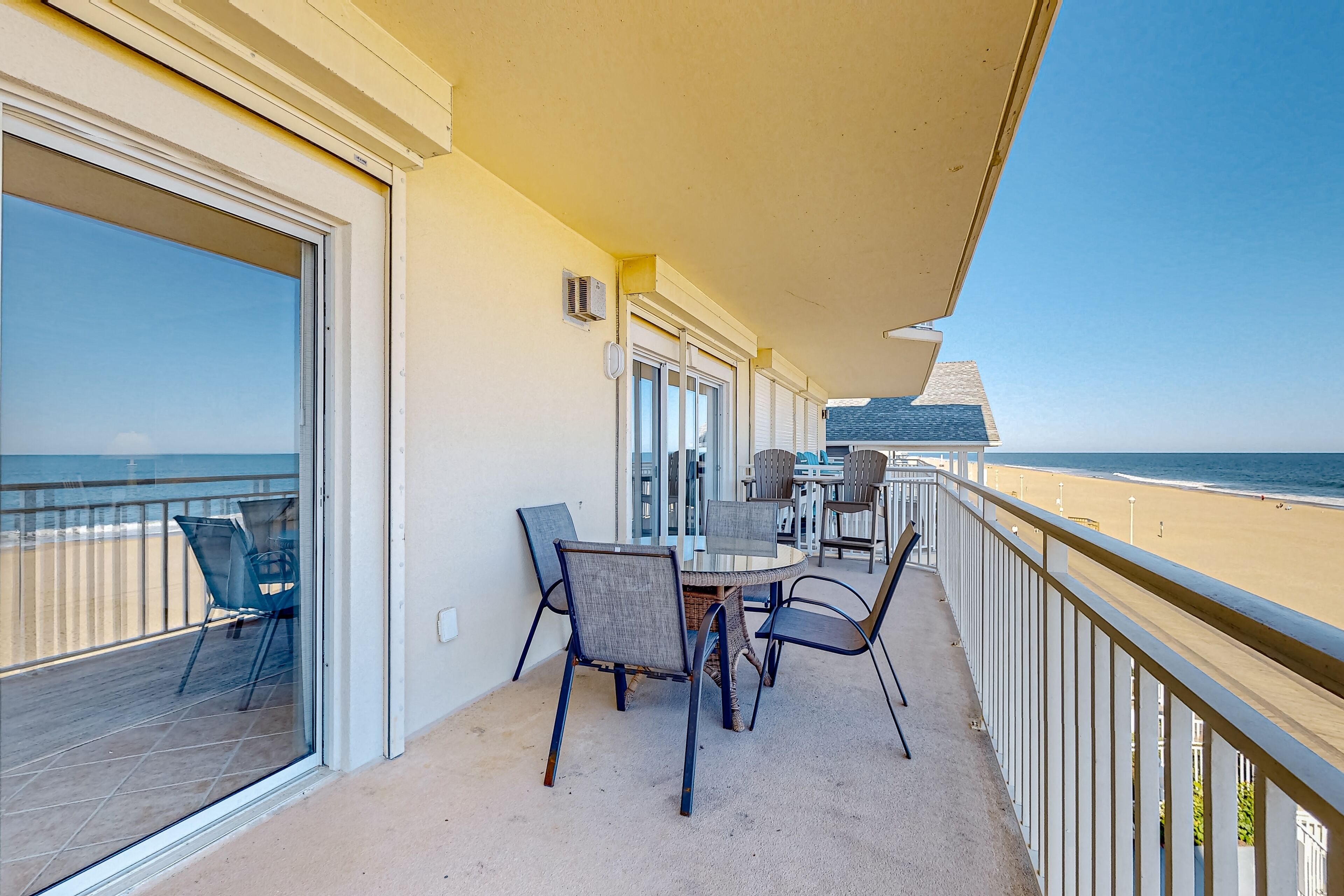 Beachfront condo with amazing views, pool, steps to beach boardwalk