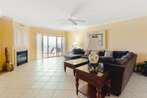 TV, fireplace, DVD player