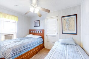 2 bedrooms, internet, bed sheets