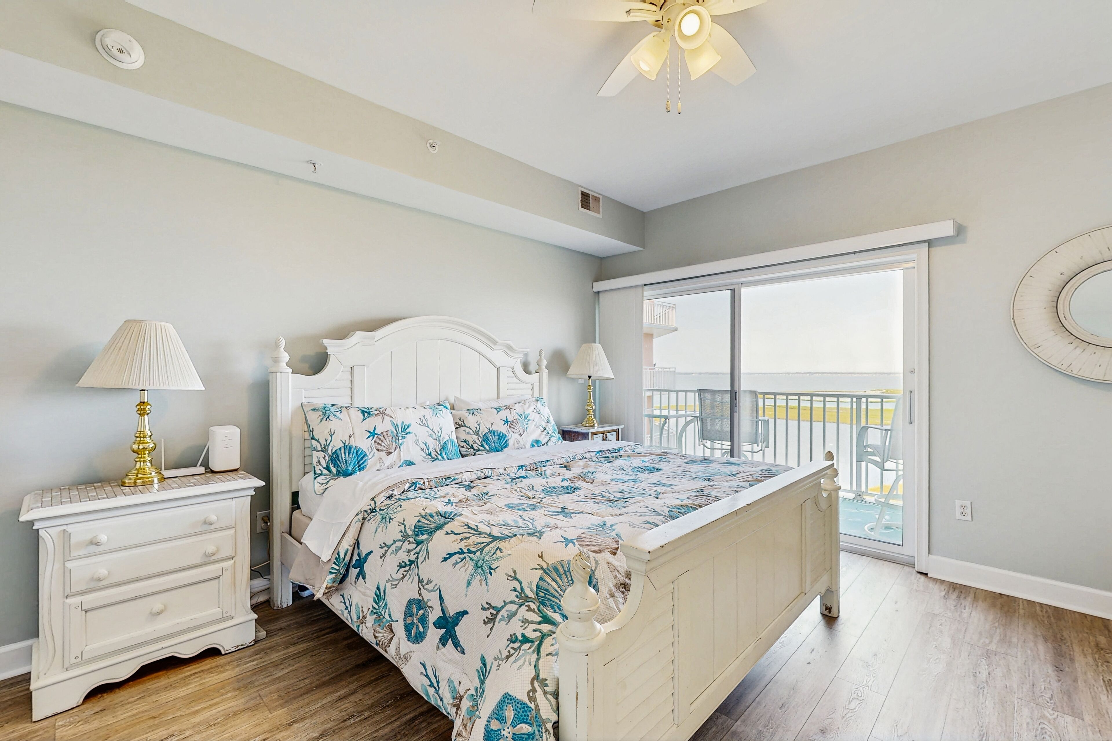 3 bedrooms, internet, bed sheets