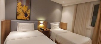 7 Days Premium (Shenzhen Bao'an Bus Station Haiya Mega Mall)