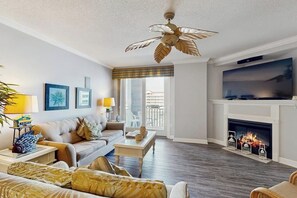 TV, fireplace - Lovely Home w/Marina & Bay Views From Balcony, Private Washer/Dryer, Free WiFi (Ocean City)