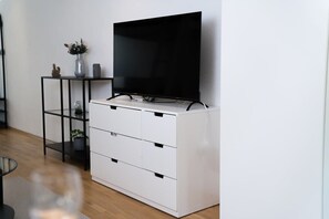 Interior - Beautiful Studio Apartment in urban location (Hamburg)