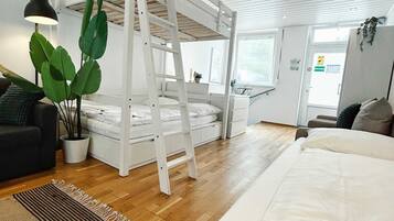 Iron/ironing board, WiFi