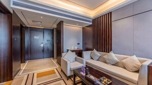 Unclassified image, 2 of 34, button - Huafeng Huatian Hotel (Yongzhou)