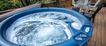 10 mins from Shenandoah National Park ~ Cozy Cabin