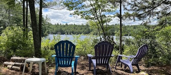 Outdoor family fun on beautiful Messer Pond - 11 miles from Mt Sunapee!
