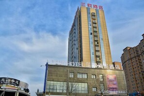 Exterior - LanOuShangPin Hotel (Shan County Yinzuo Mall) (Shan County)