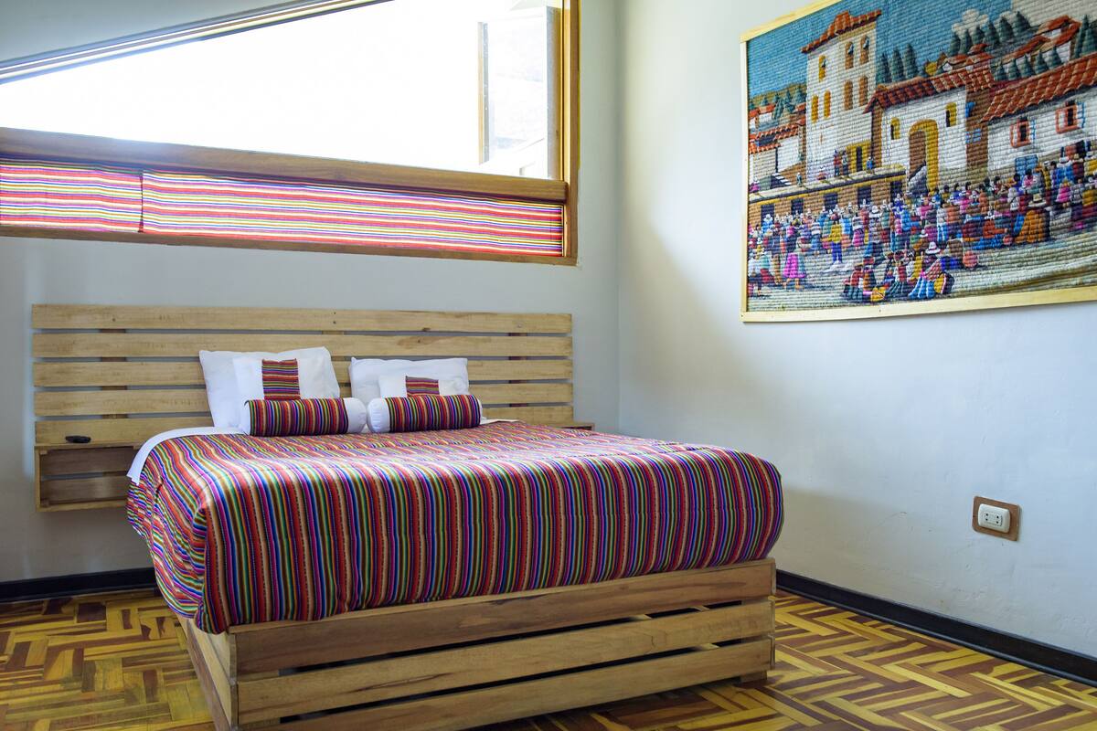 Quarto casal standard | Wi-Fi de cortesia, roupa de cama