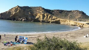 On the beach - Condominium apartment with terrace 80 m from the seafront (El Calón)