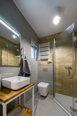 Bathtub