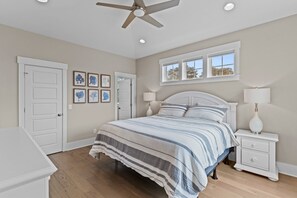 5 bedrooms, WiFi, bed sheets