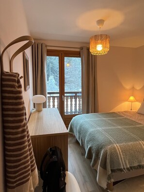 2 Schlafzimmer, Bügeleisen/Bügelbrett, kostenloses WLAN, Bettwäsche