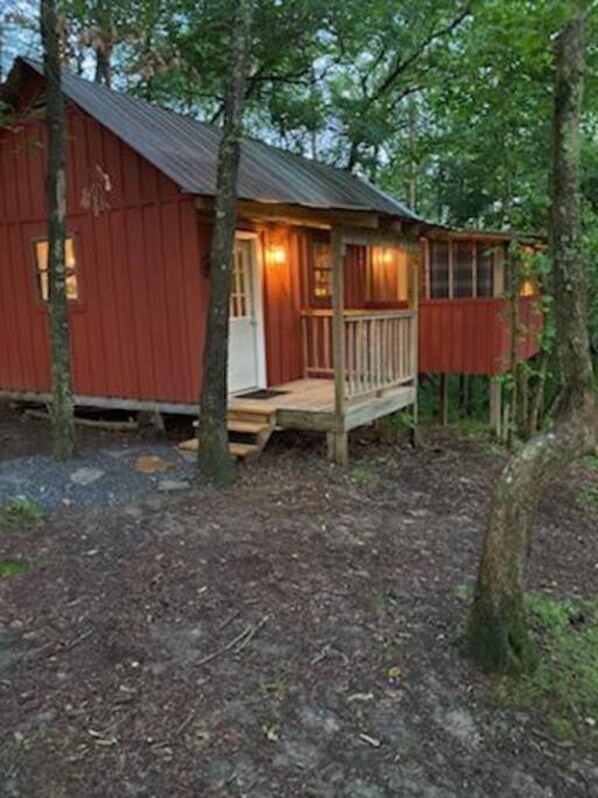 Exterior - Sasquatch Cabin- 3 Miles From Cherokee Natl Forest (Benton)