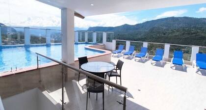 Beautiful new apartment in San Gil Plaza