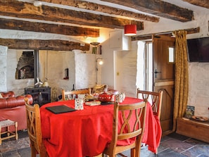 Dining - Ty Fferm Hen - UK36420 (Talybont-On-Usk)