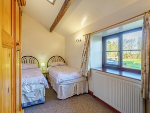 2 bedrooms, free WiFi, bed sheets