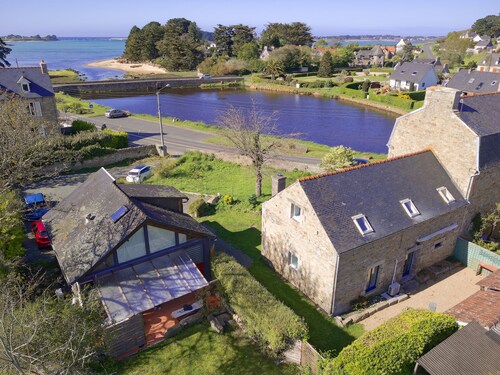 Maison chaleureuse et moderne à 50m de la mer
