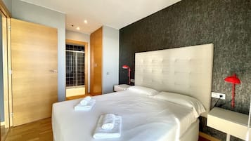 1 Schlafzimmer, Zimmersafe, Bügeleisen/Bügelbrett, kostenloses WLAN
