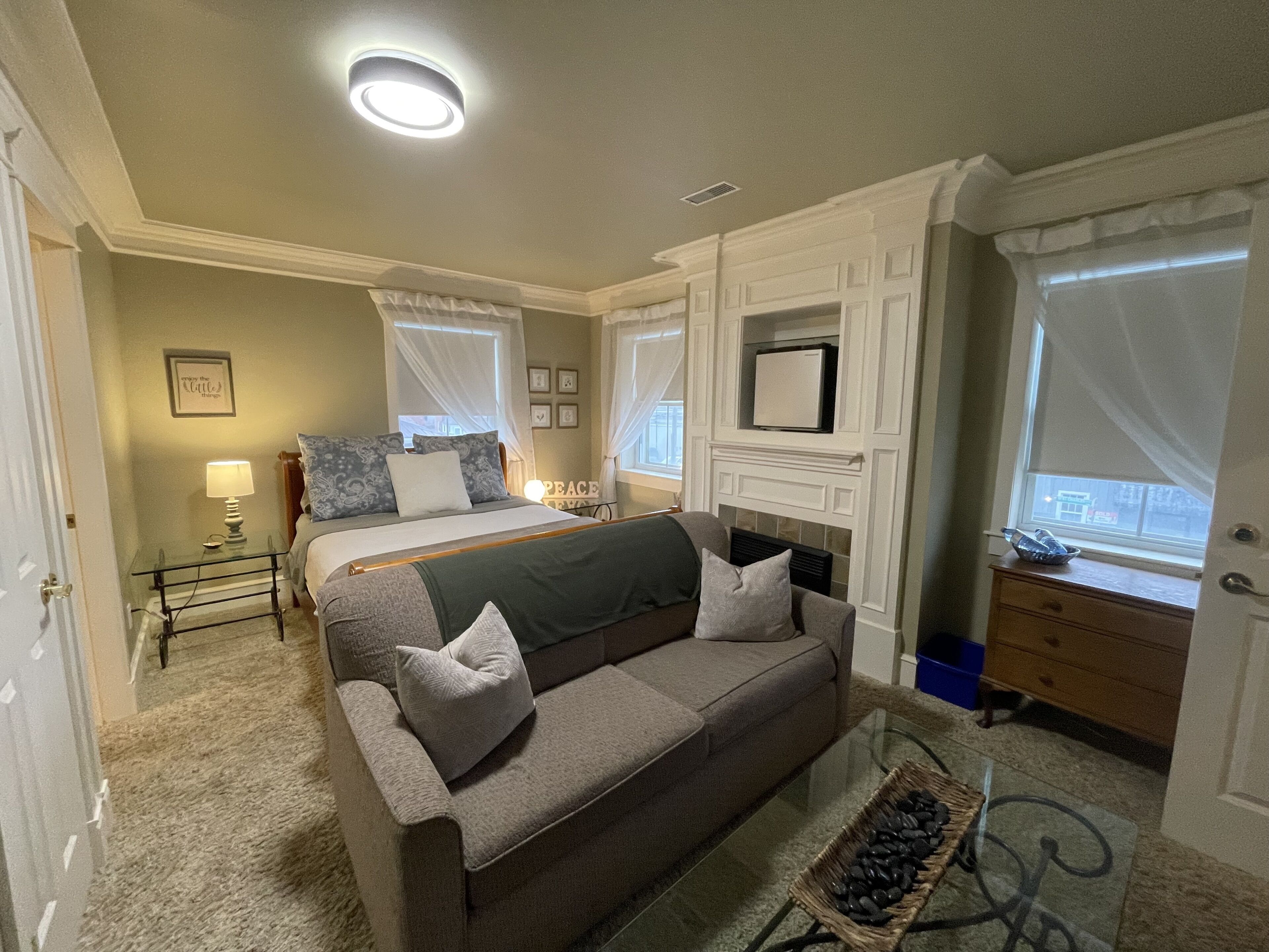 Sage Room