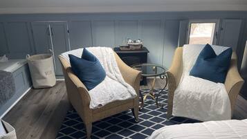 Chambre | Bureau, fer et planche à repasser, accès au Wi-Fi (inclus)