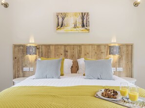 3 quartos, Wi-Fi de cortesia, roupa de cama