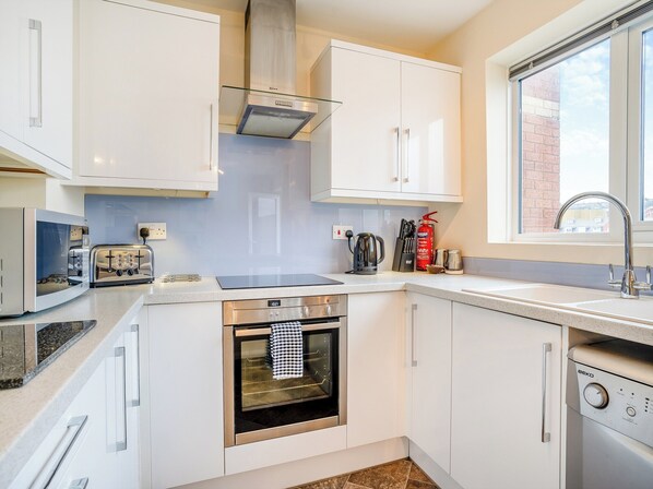 Geschirrspüler, Hochstuhl