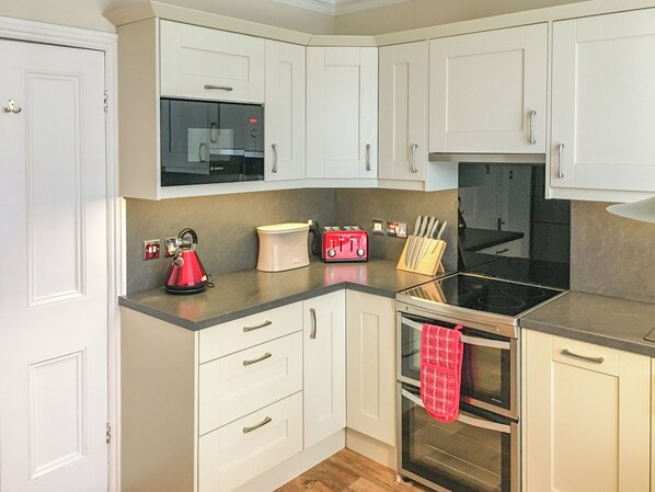 Lavavajillas y periquera