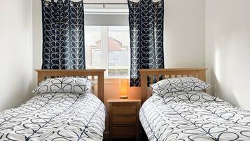 2 bedrooms, free WiFi, bed sheets