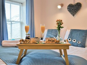 2 bedrooms, free WiFi, bed sheets - 2 bedroom accommodation in Alnwick (Alnwick)