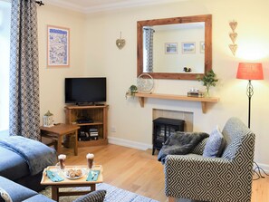 TV - 2 bedroom accommodation in Alnwick (Alnwick)