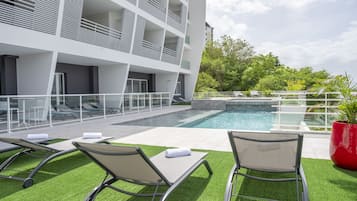 Outdoor pool, sun loungers